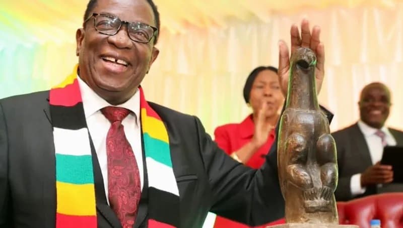 Setelah 137 Tahun, Patung Ikonik Zimbabwe Bird Akhirnya Dipulangkan