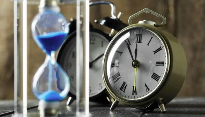 5 Penyebab Kenapa Bulan April Terasa Lebih Lama Menurut Psikologi