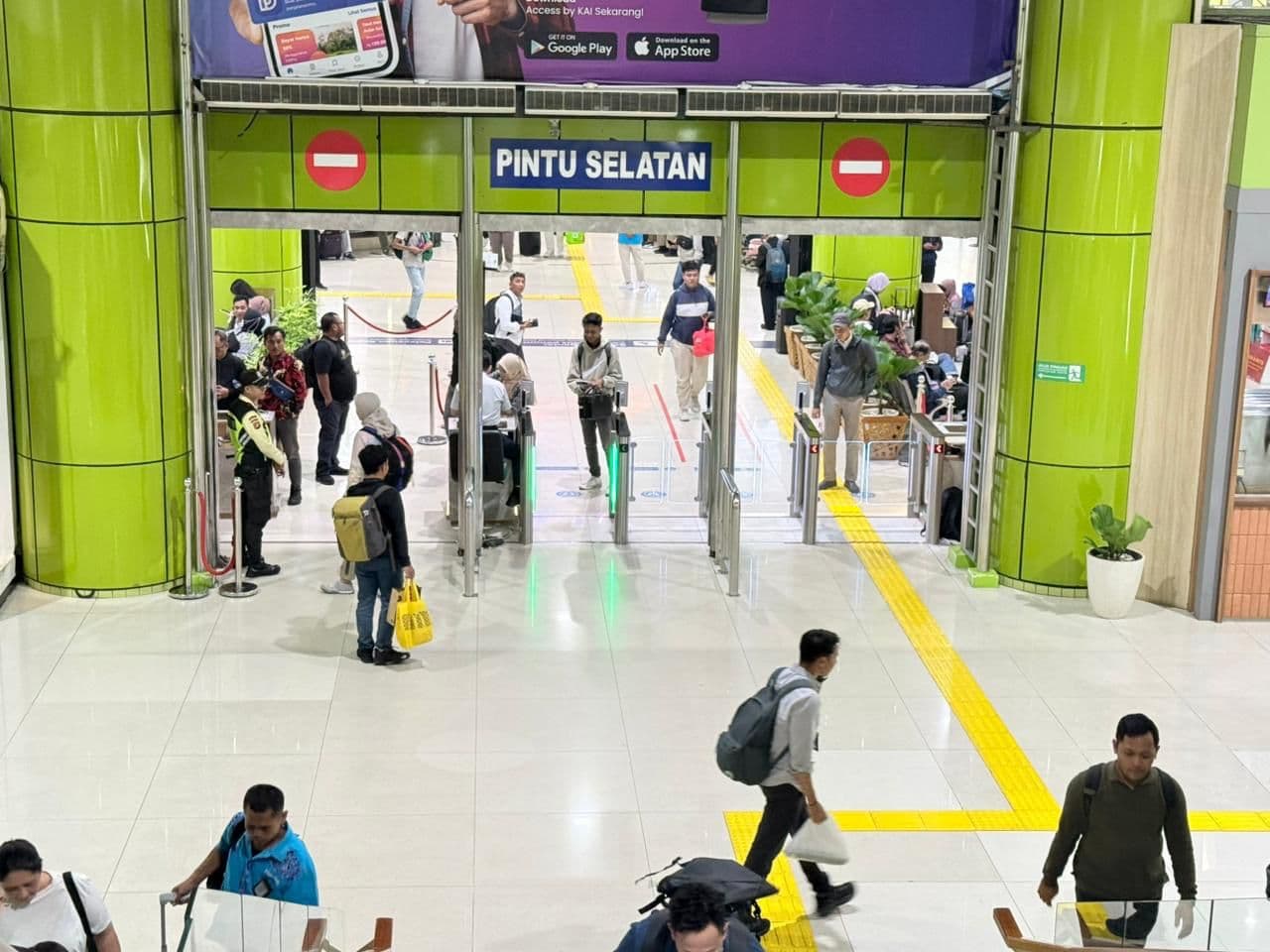 Libur Panjang Kenaikan Yesus Kristus, KAI Catat Lonjakan Pembelian Tiket