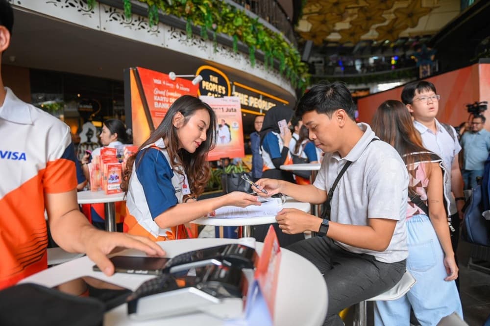 Dorong Transformasi Keuangan Digital, Bank Jakarta Raih Tujuh Penghargaan