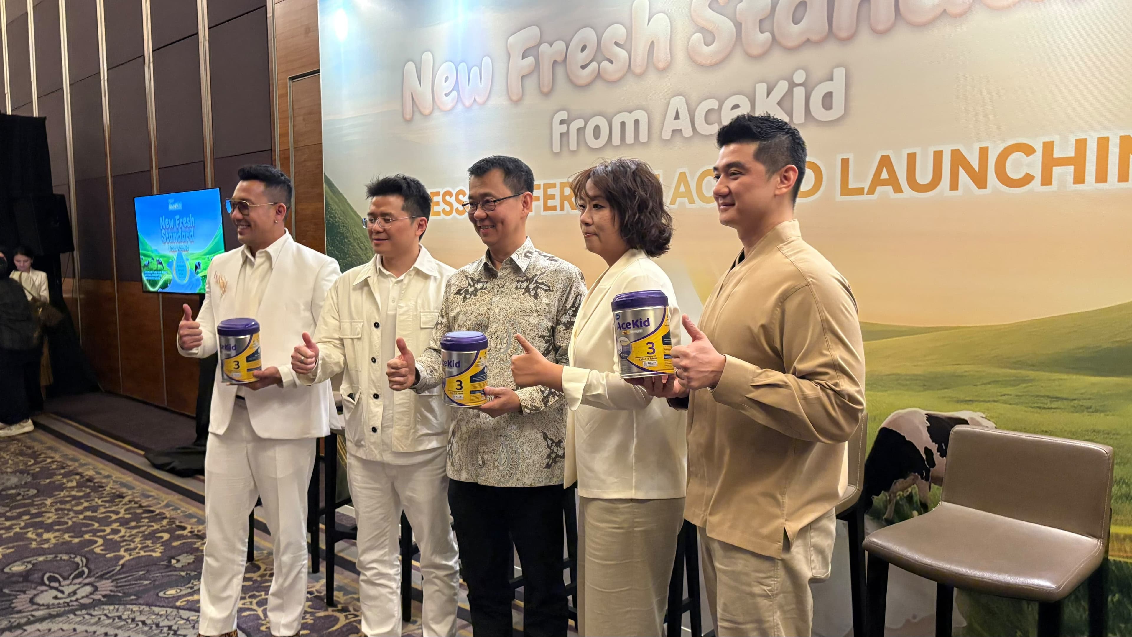 ​Jadi Brand Ambassador AceKid, Denny Sumargo dan Chef Arnold Suarakan Peran Ayah dalam Modern Parenting