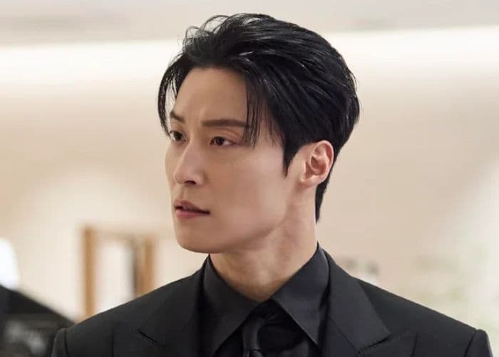 Heo Nam Jun Terjebak Masalah Baru, Emosinya Memuncak di Kantor Polisi dalam My Royal Nemesis