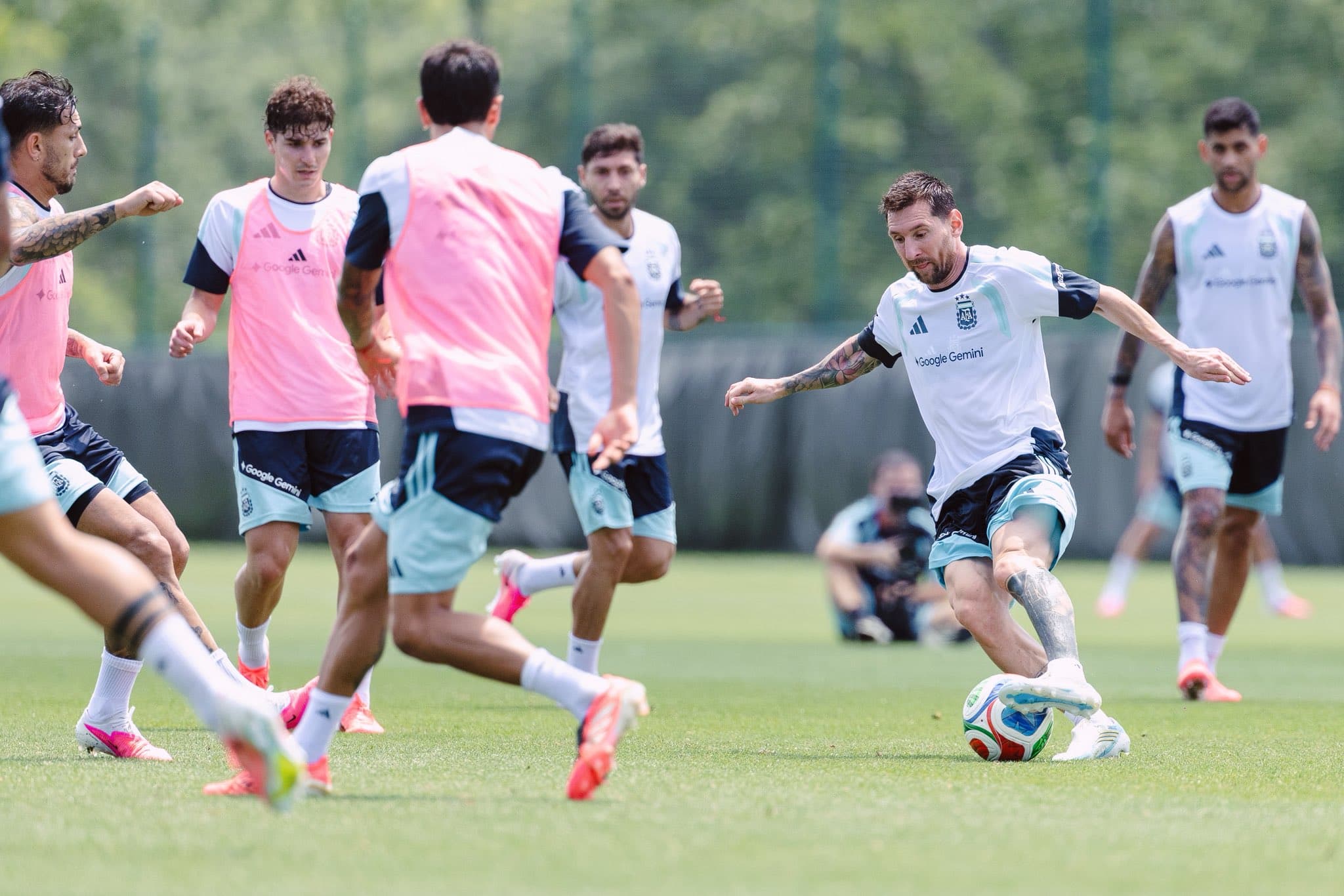 Argentina vs Aljazair: Sulit untuk Tak Memainkan Lionel Messi di Laga Pagi Ini
