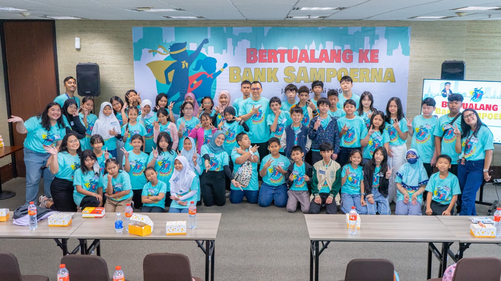 Genjot Literasi Keuangan Pelajar, Bank Sahabat Sampoerna Gelar Program Bertualang ke Bank Sampoerna