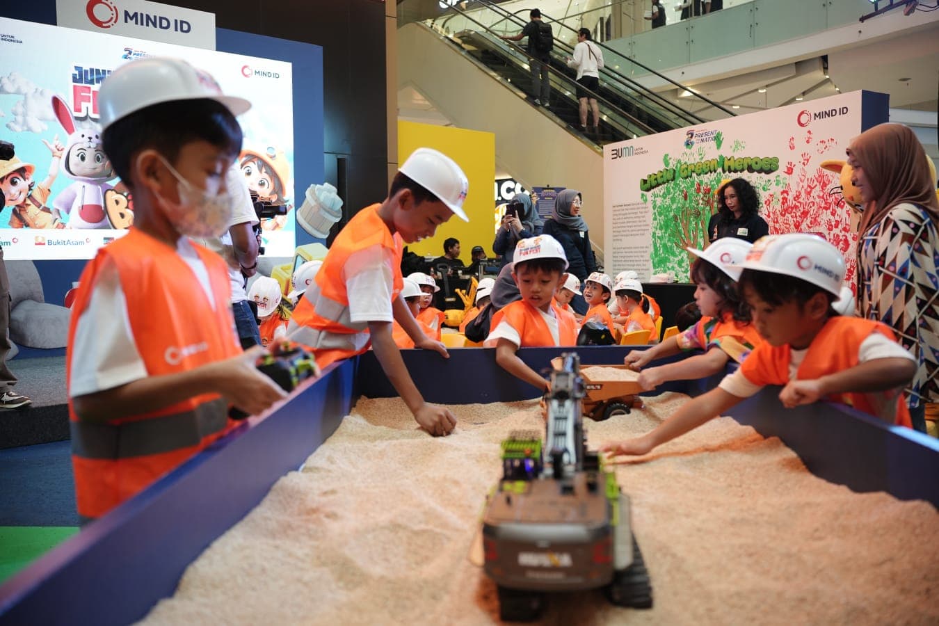 Isi Libur Sekolah, MIND ID Gelar Junior Miners Fun Fest 2026: Ajak Anak Rasakan Sensasi Jadi Penambang Cilik di Lippo Mall Kemang