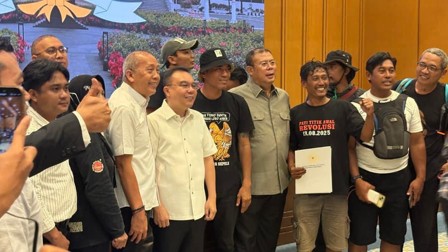 Pimpinan DPR Audiensi Terbuka dengan AMPB, Bahas RUU Perampasan Aset hingga Hak-hak Rakyat