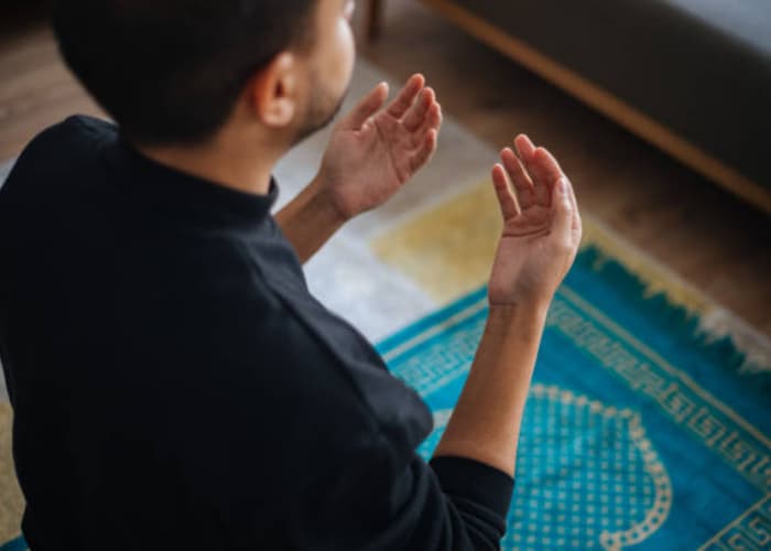 Rezeki Tak Menentu, Ini Doa Supaya Penghasilan Stabil untuk Masa Depan
