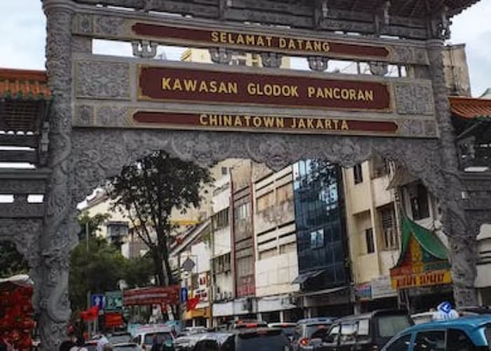 Rute Transportasi Umum Ke Glodok, Biar Nggak Nyasar!