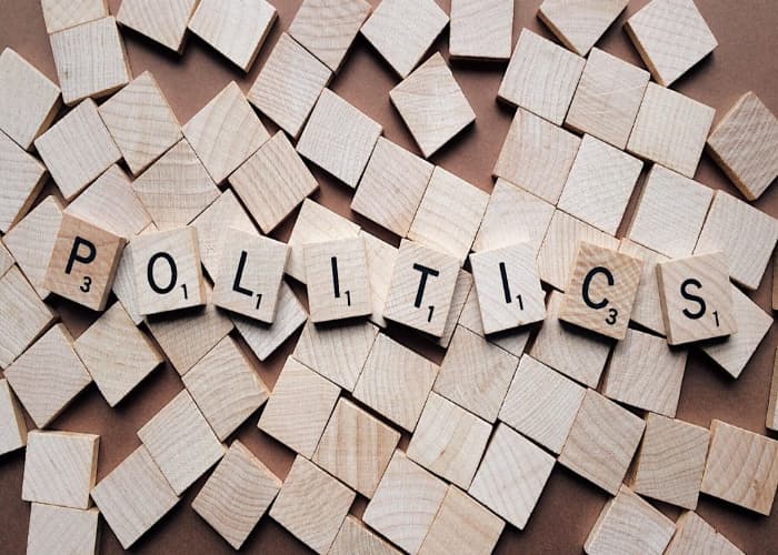 Etika Berpolitik Dalam Ajaran Islam