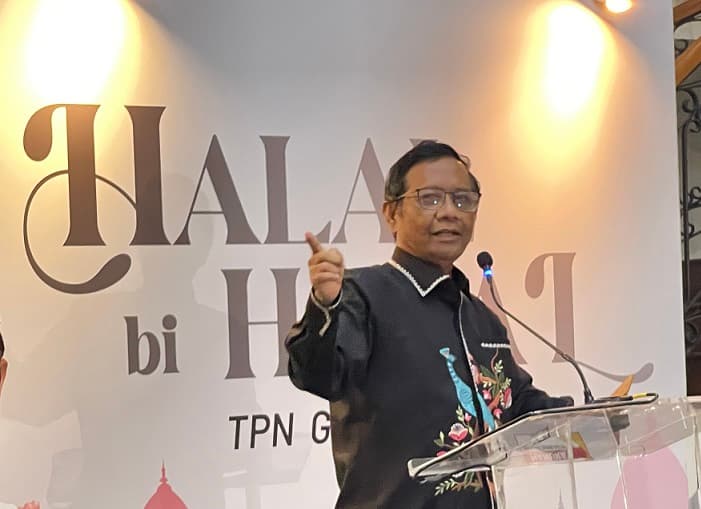 Mahfud MD Kritik Pernyataan Babe Haikal Soal Wacana Sertifikasi Halal Semua Produk, Netizen Ikut Beri Tanggapan!