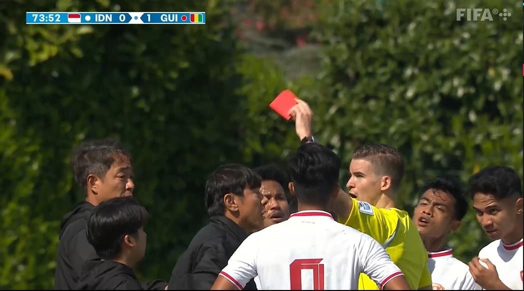Ditunjuk Jadi Wasit Final Piala Eropa 2024, Begini Deretan Kontroversi Keputusan Francois Letexier di Laga Timnas Indonesia vs Guinea