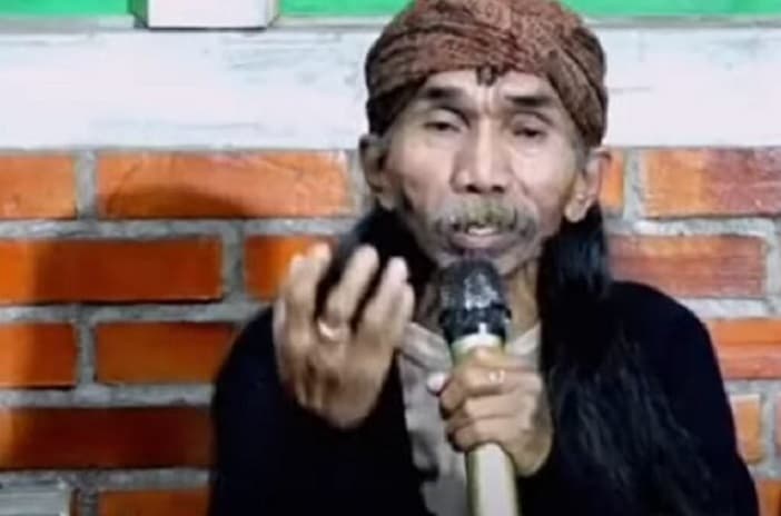 Siapa Mama Ghufron? Mengaku Bisa Berbahasa Jin dan Semut