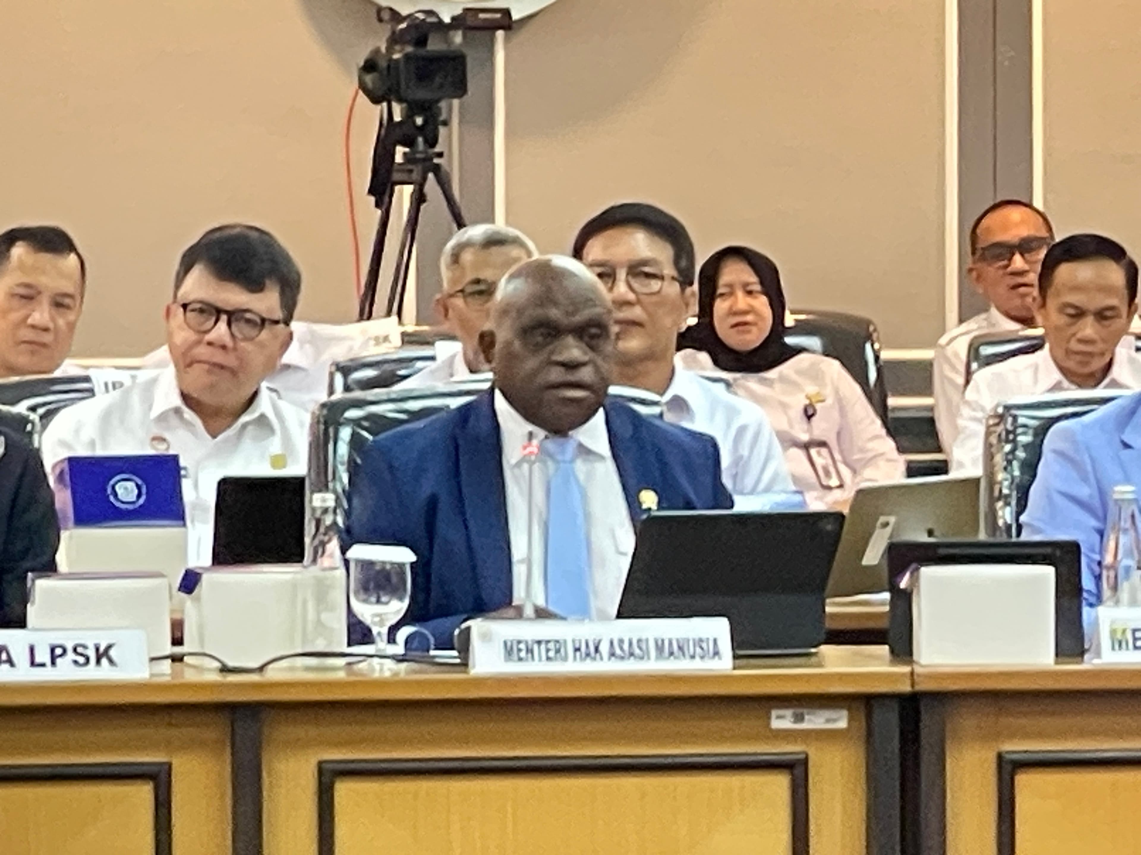 Efisiensi Anggaran Tuai Kontra, Menteri HAM Natalius: Percayakan ke Presiden Prabowo