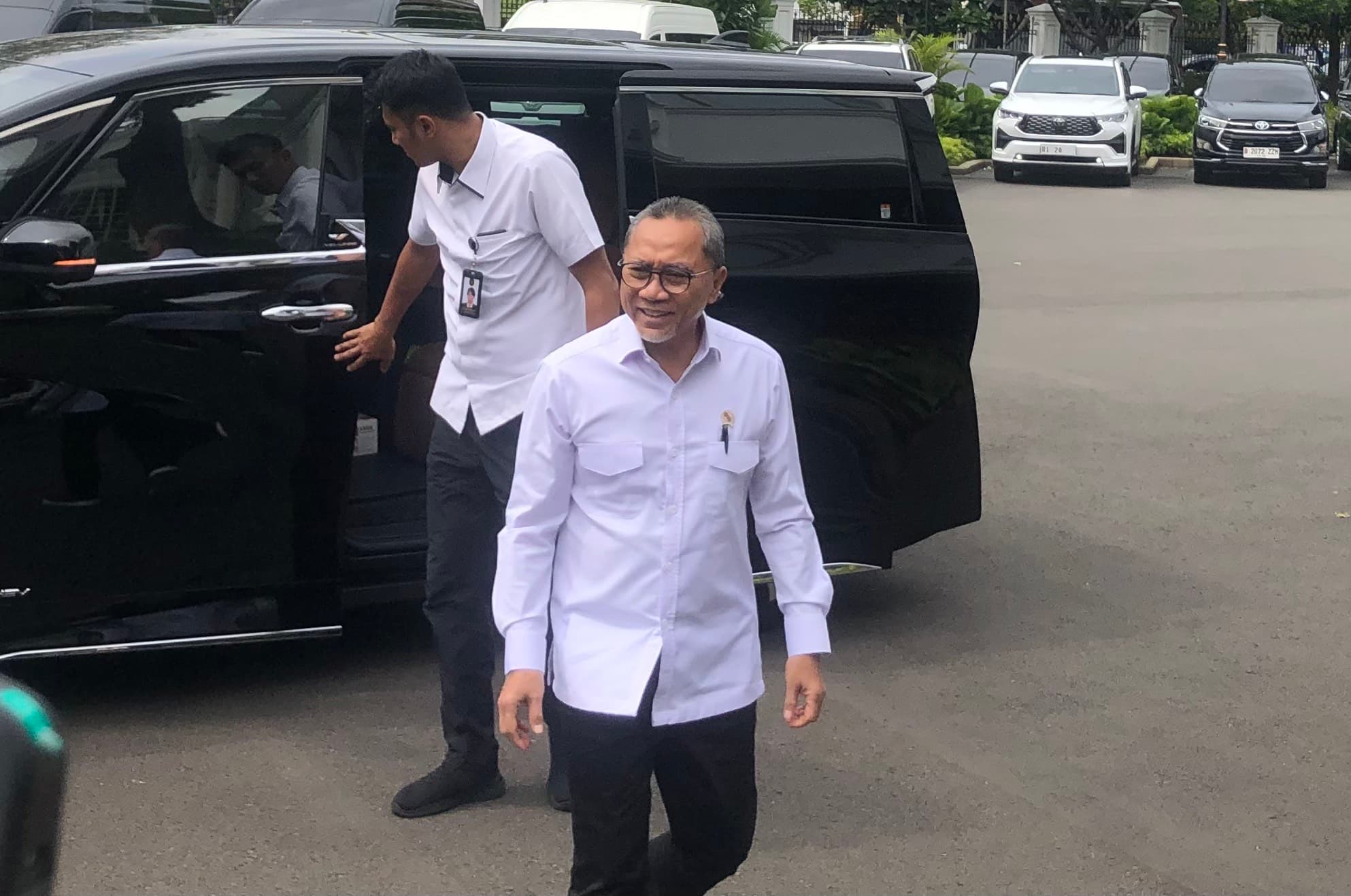 Pemerintah Bebaskan Impor Sapi Hidup, Zulhas: Tak Ada Lagi Kuota