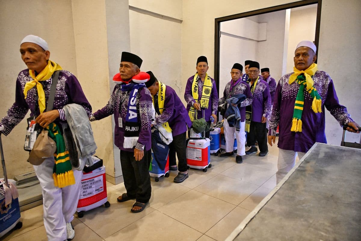 Tips Nabung Agar Bisa Berangkat Haji Bagi Kamu yang Gajinya Pas-pasan!