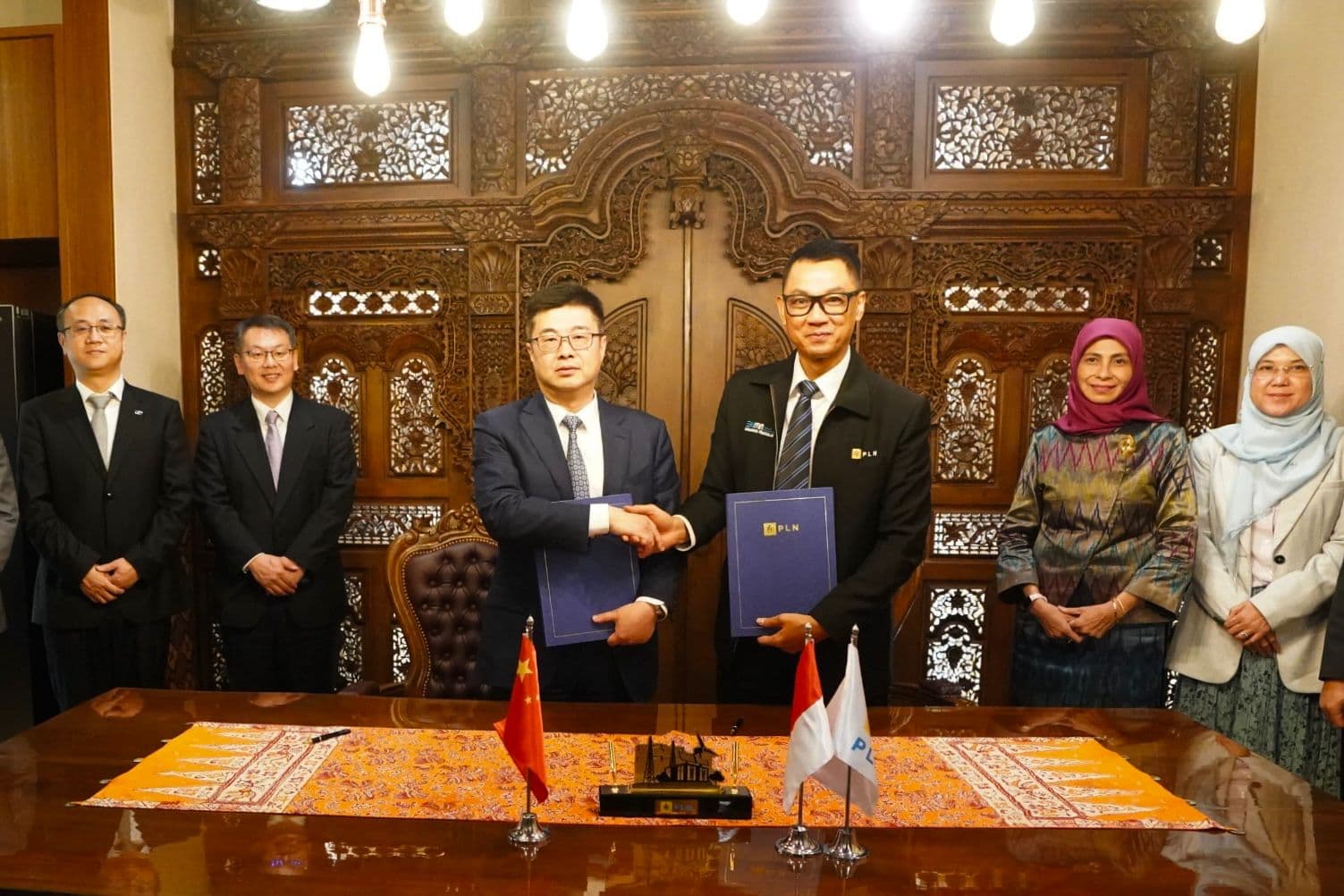 Wujudkan Pemerataan Energi dan Ekonomi, PLN Resmikan 13 PLTS