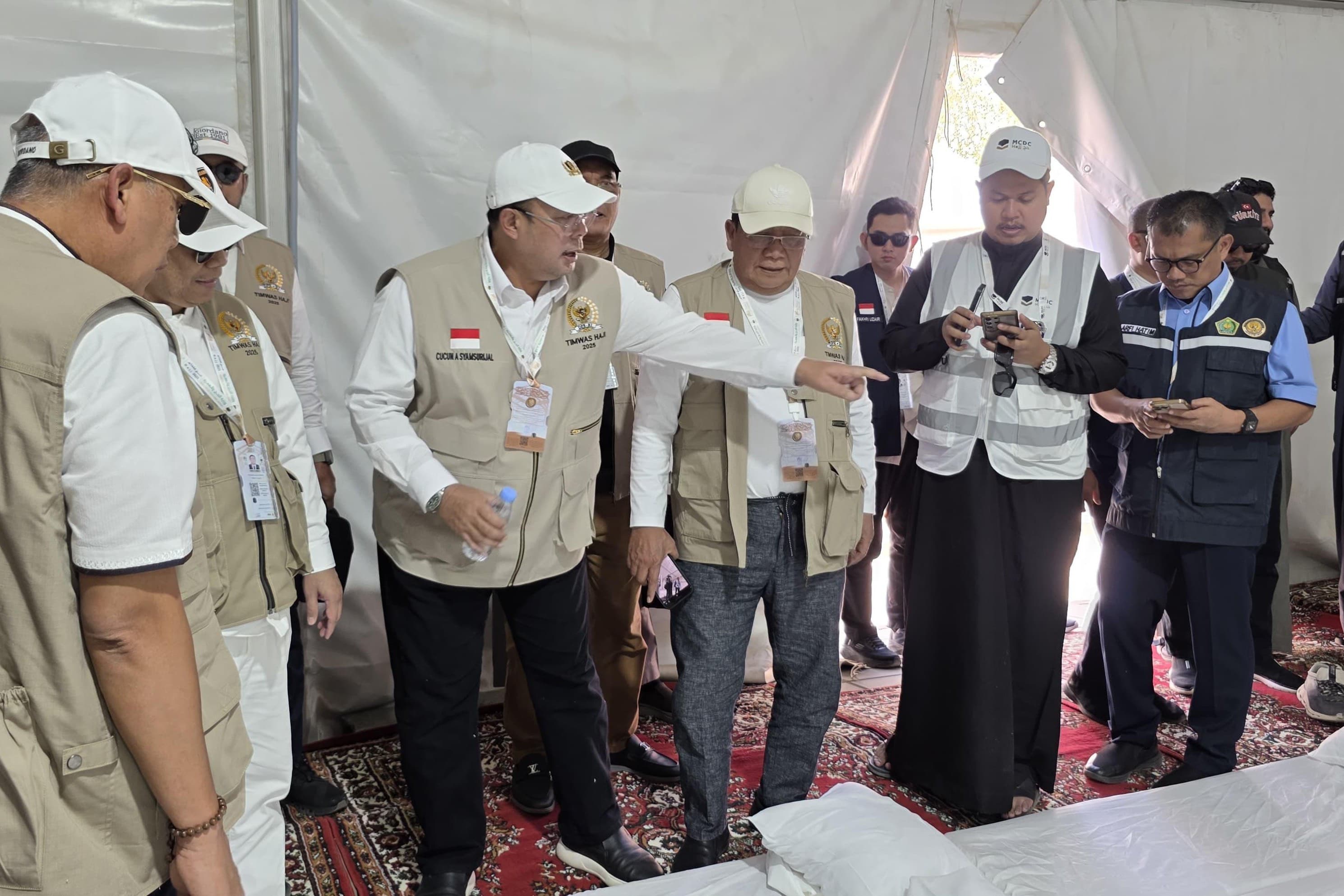 Kemenag Dinilai Lalai: Timwas DPR Soroti Gagalnya Kartu Nusuk hingga Jemaah Tidur di Musala