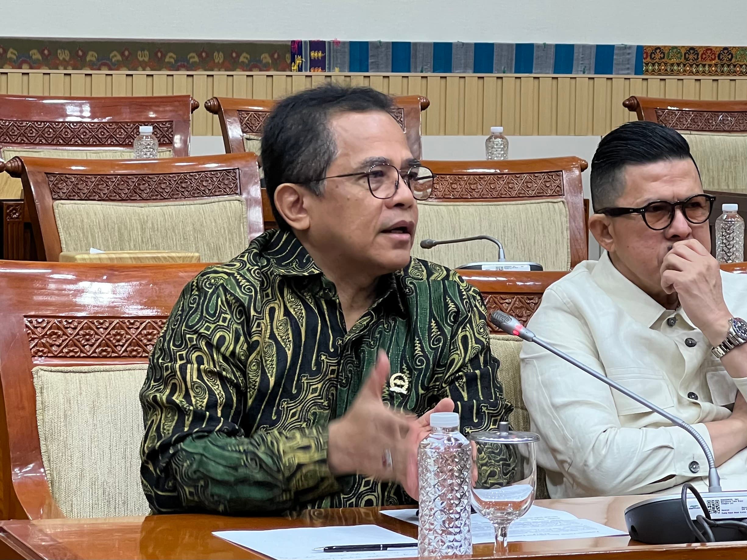 Indra Iskandar Curhat Situs DPR Sering Down: Ada Ratusan Upaya Peretasan Tiap Hari