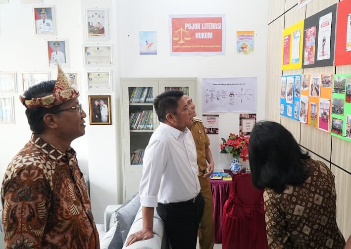 Menteri Supratman dan Gubernur Herman Deru Tinjau Posbankum 5 Ilir, Dorong Penyelesaian Sengketa Hukum Berbasis Masyarakat