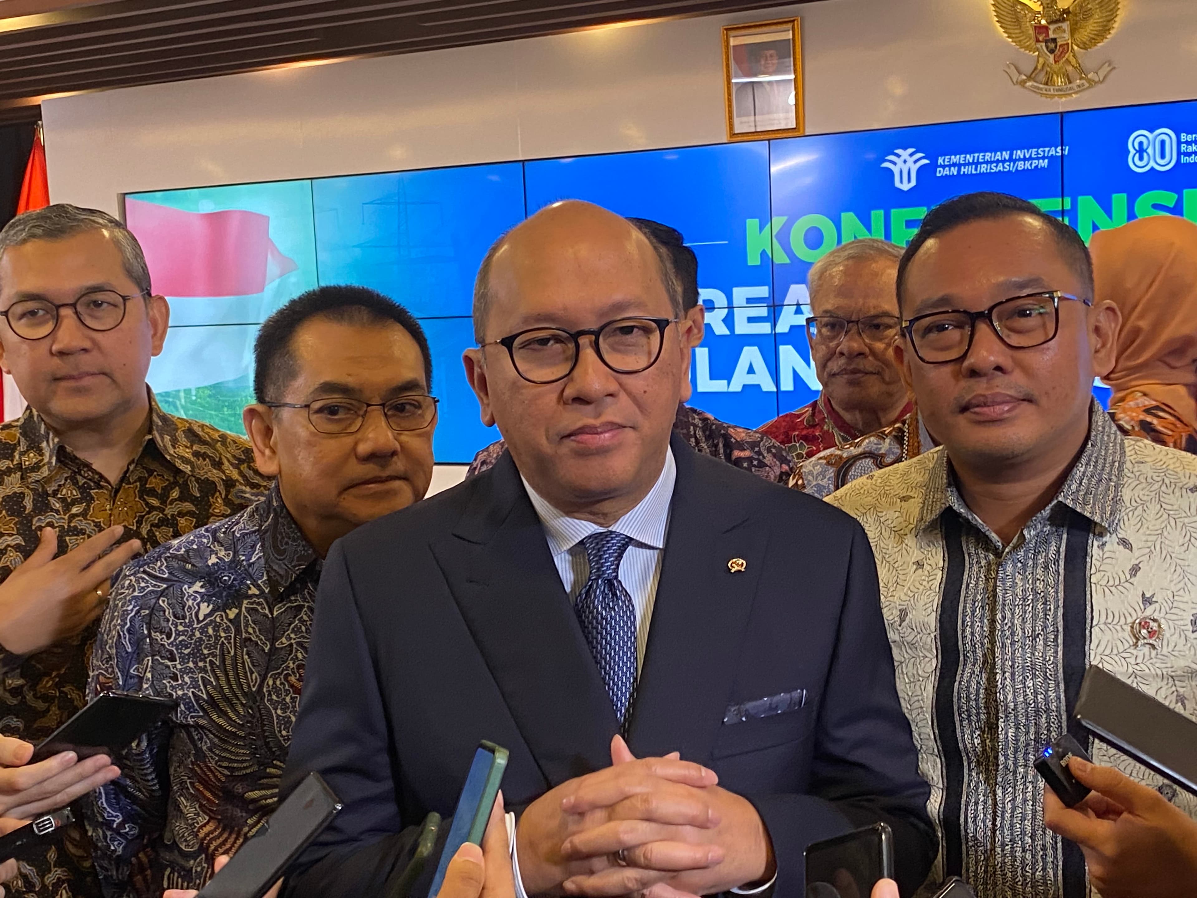 Investasi Semester I 2025 Tembus Rp942,9 T, Rosan: Harus Optimis Capai Target!