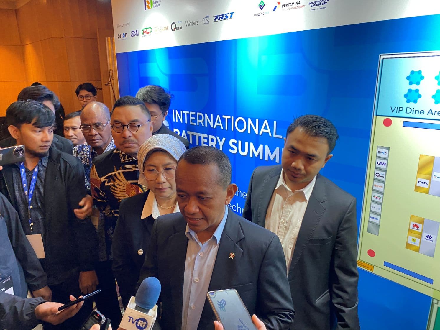 Listriki Desa, Pemerintah Bakal Bangun 100 GW PLTS