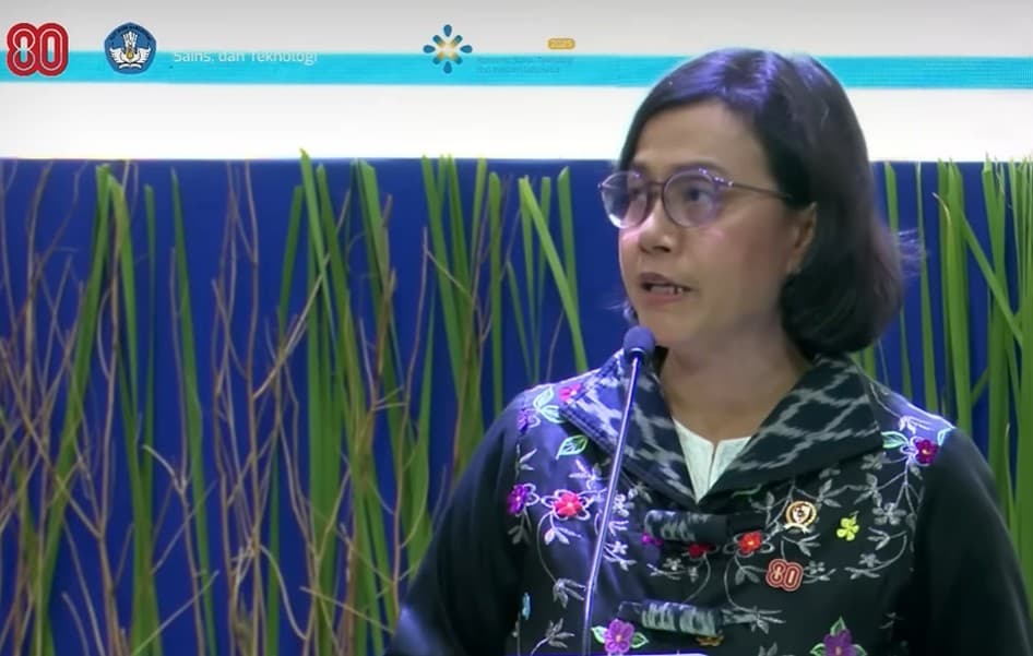 Bisakah Masyarakat Berpartisipasi Menggaji Guru Selain Lewat Pajak?