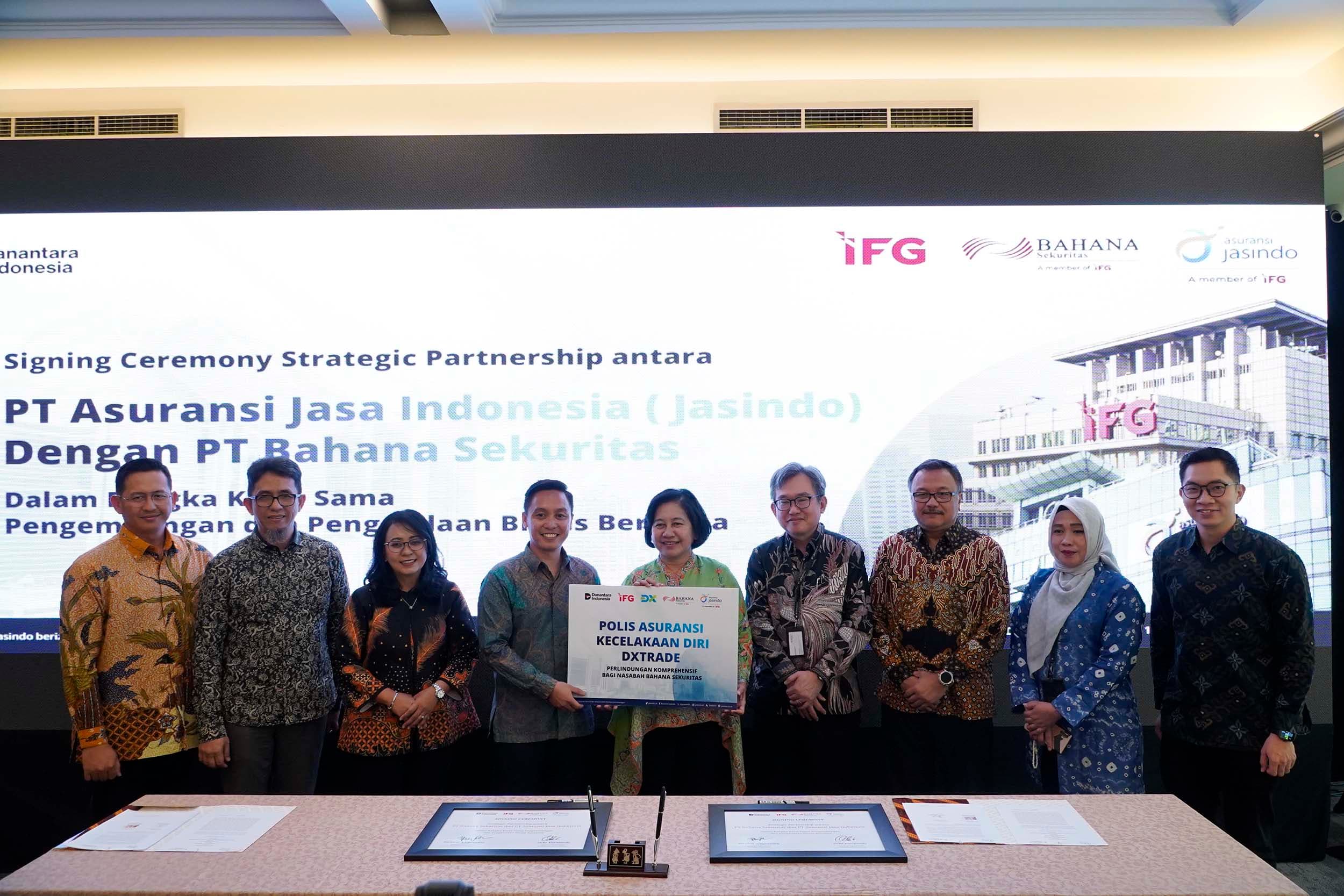 Jasindo dan Bahana Sekuritas Jalin Kerja Sama Product Bundling