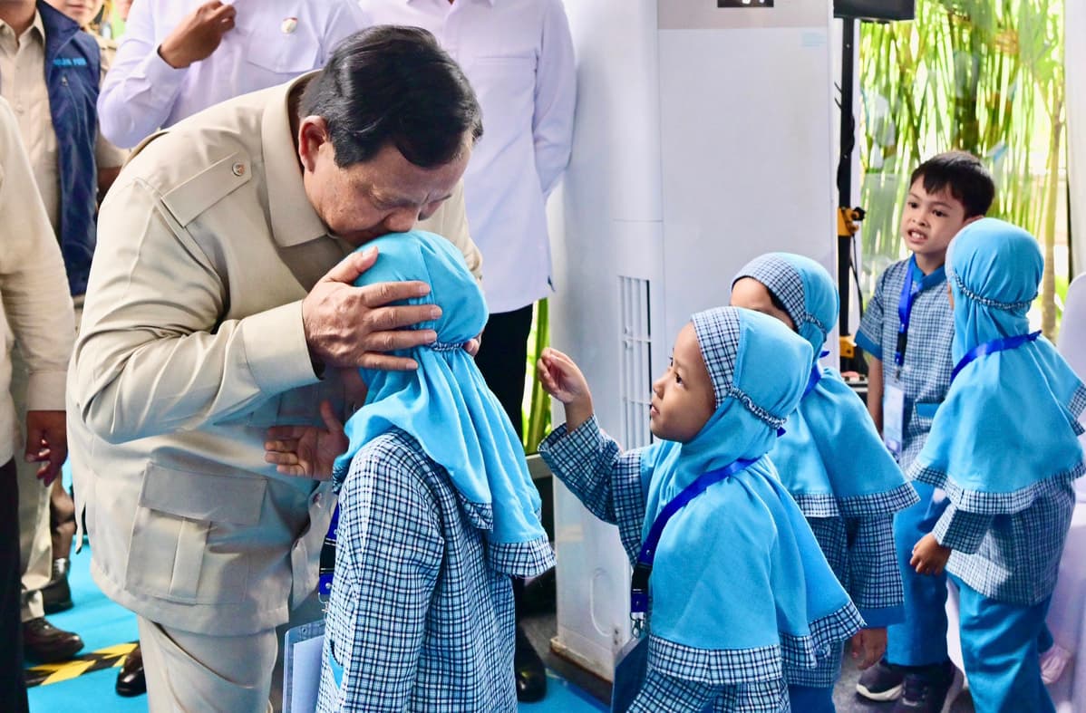 Prabowo: Saya Tidak Rela Masih Ada Anak Sekolah Tak Makan di Abad ke-21 Ini