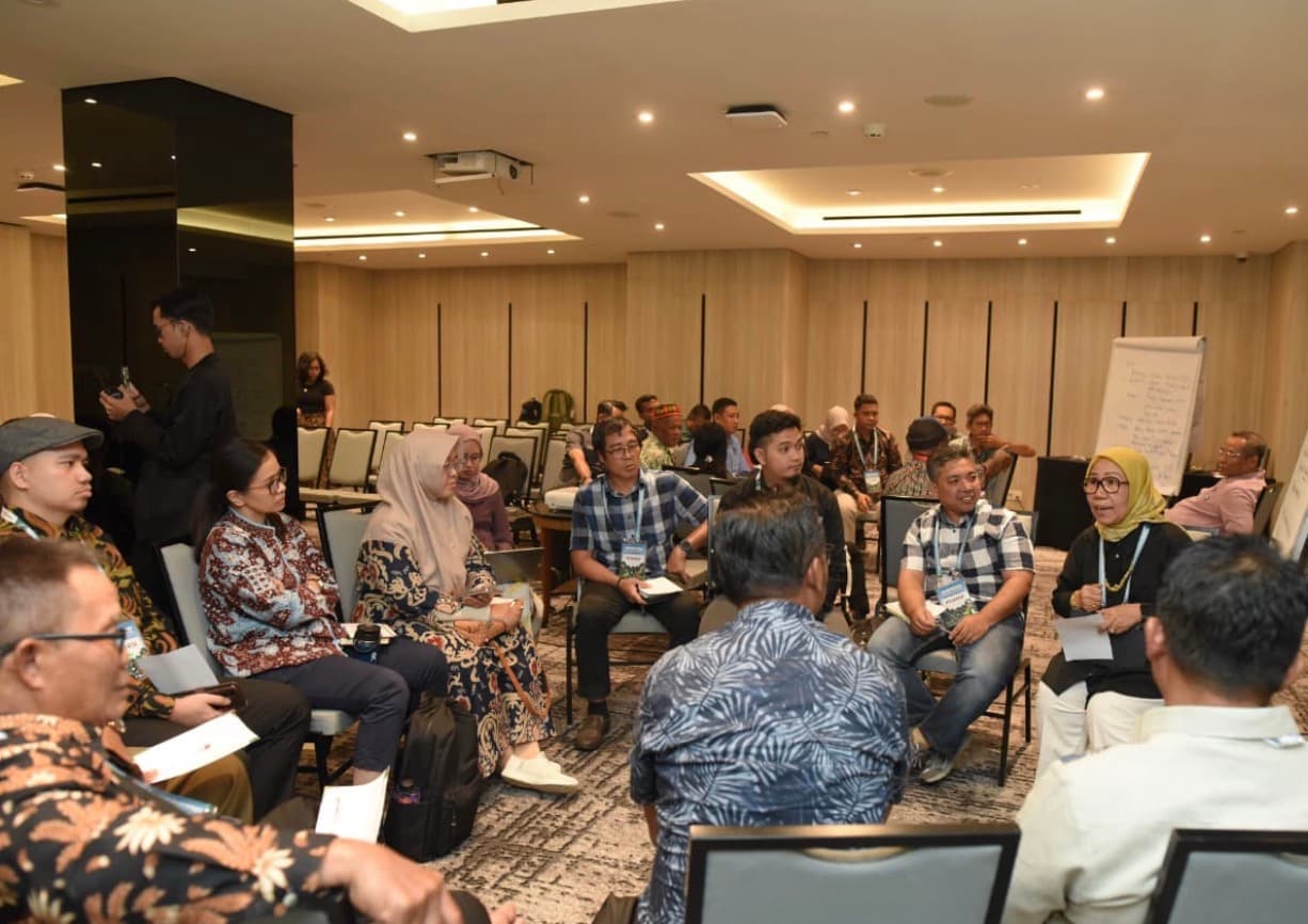 KEM Dorong Penguatan Rantai Nilai Ekonomi Masyarakat Hukum Adat untuk Hutan Adat Berkelanjutan