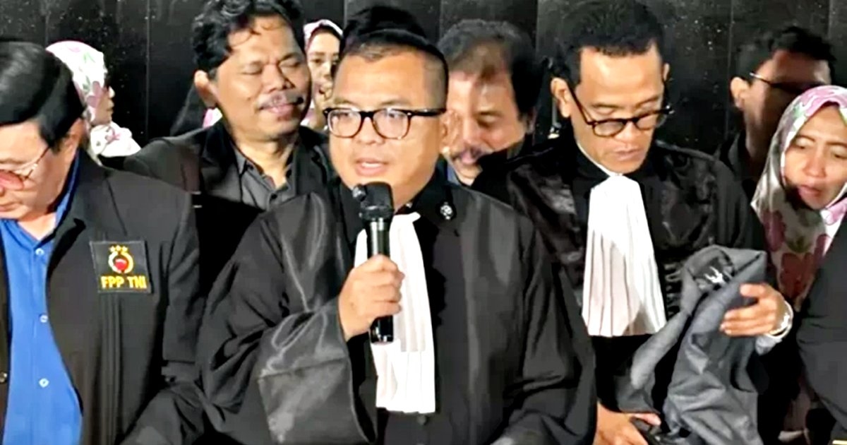 Denny Indrayana Buka-bukaan soal Operasi Politik Jokowi demi Gibran