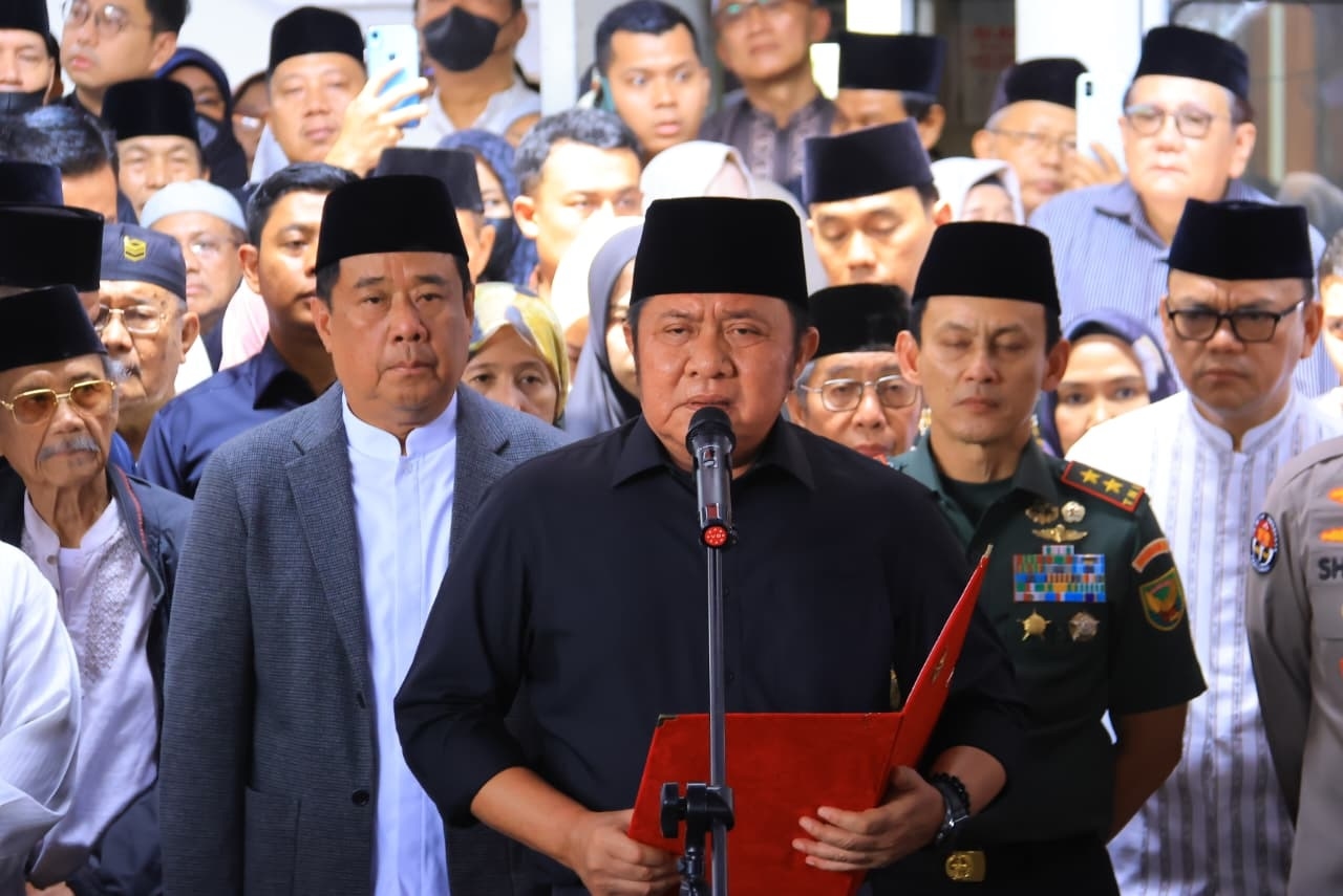 Gubernur Sumsel Herman Deru Pimpin Upacara Pelepasan Jenazah Alex Noerdin secara Kedinasan