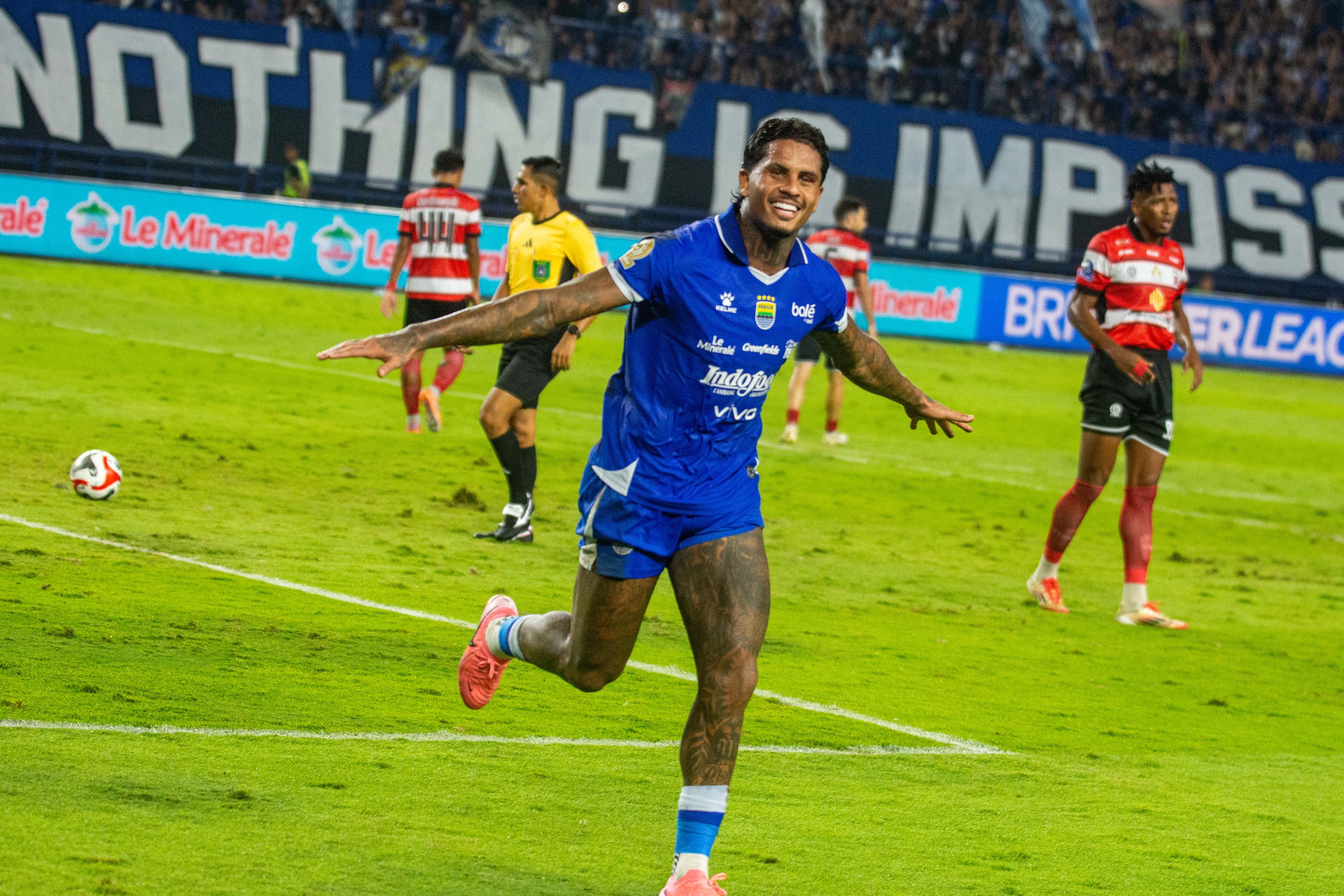 Persib vs Madura United: Pesta 5 Gol di GBLA, Maung Bandung Kokoh di Puncak Klasemen