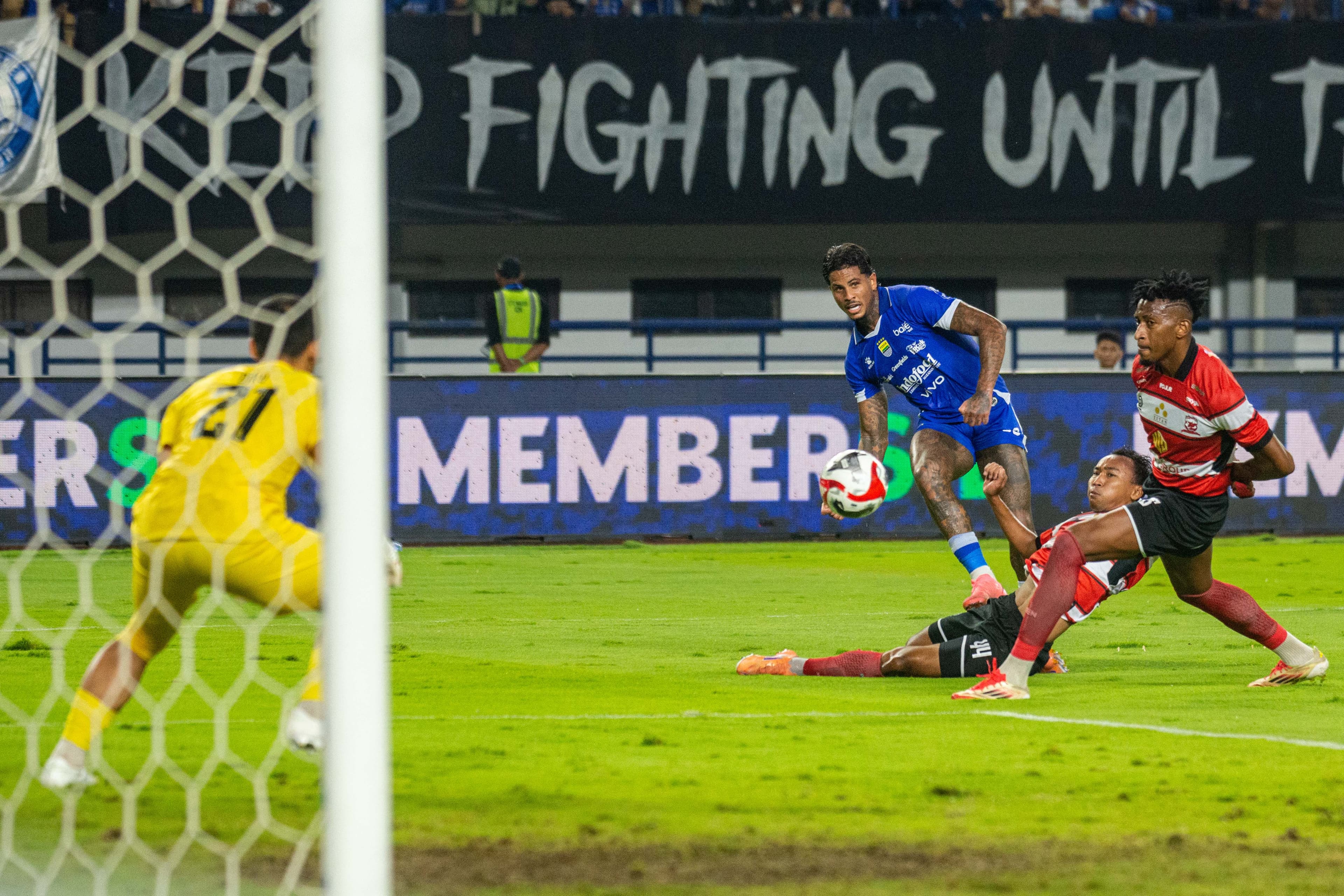 Persib vs Madura United: Gol Cepat Menjadi Kunci Kemenangan Maung Bandung