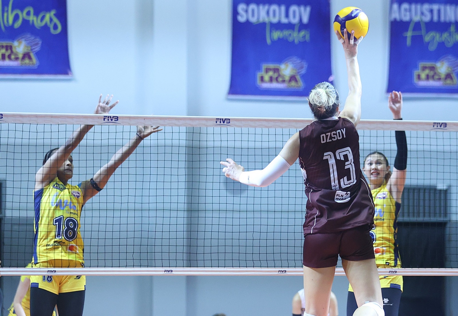 Proliga: Lumat Livin Mandiri, Jakarta Electric PLN Segel Tiket Terakhir Final Four