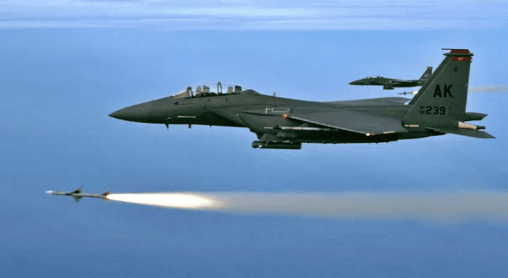 Sistem Pertahanan Udara Kuwait Tak Sengaja Tembak Jatuh Tiga Jet Tempur F-15 AS