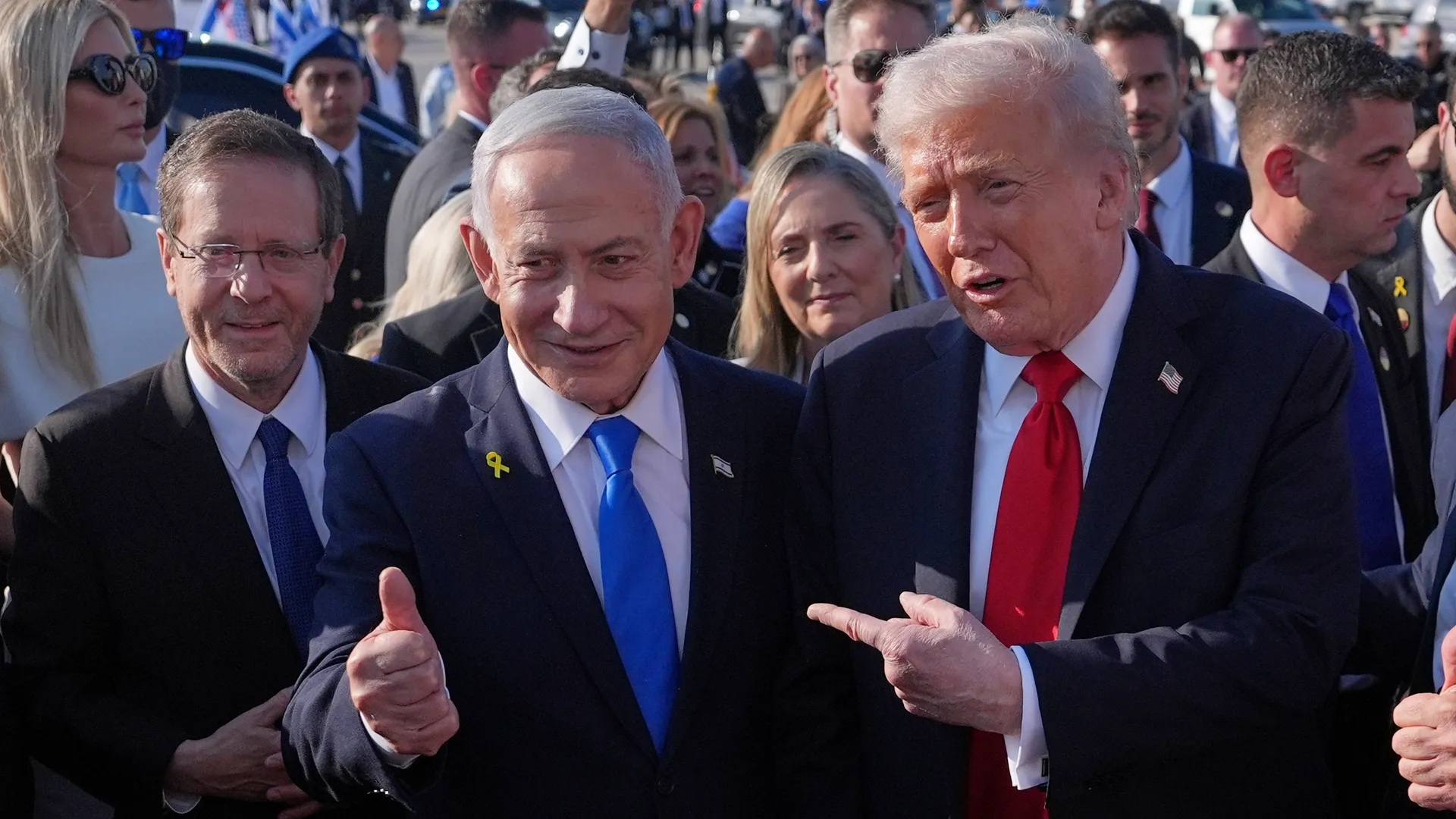 Donald Trump: Keputusan Mengakhiri Perang Melawan Iran akan Dipertimbangkan Bersama Netanyahu