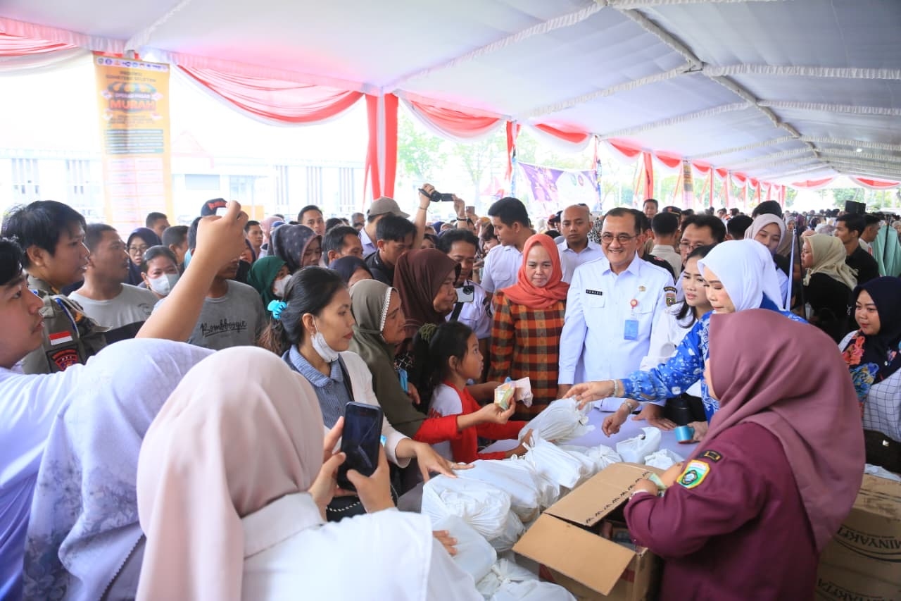 Sekda Sumsel Buka Operasi Pasar Murah, Antisipasi Lonjakan Harga Sembako Jelang Lebaran
