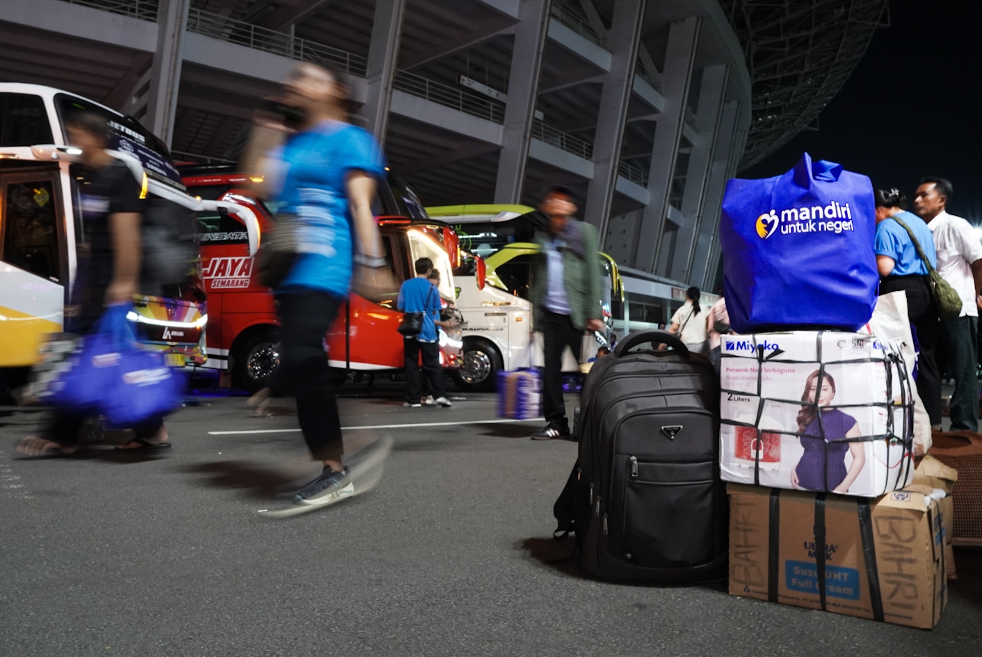 Berbagi Kebaikan, Bank Mandiri Berangkatkan Lebih dari 10.000 Pemudik melalui Program Mudik Bersama Gratis