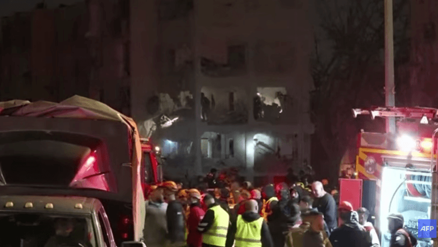 Rudal Iran Hantam Kota Arad Israel, Ratusan Terluka Sejumlah Korban Masih Tertimbun Reruntuhan