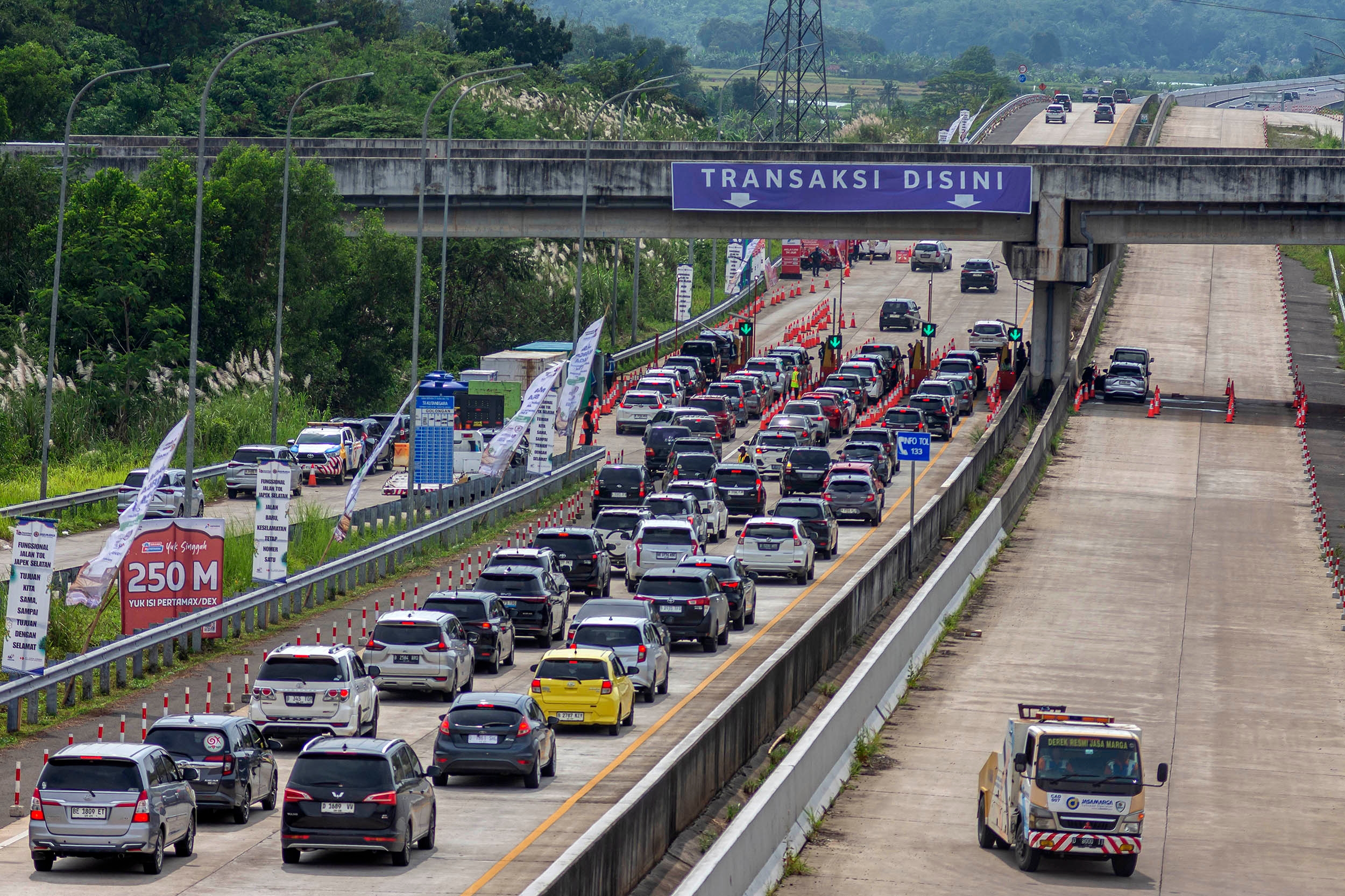 Usai Lebaran Ketupat, Kemenhub Prediksi Arus Balik Berpotensi Padat di Tol dan Penyeberangan