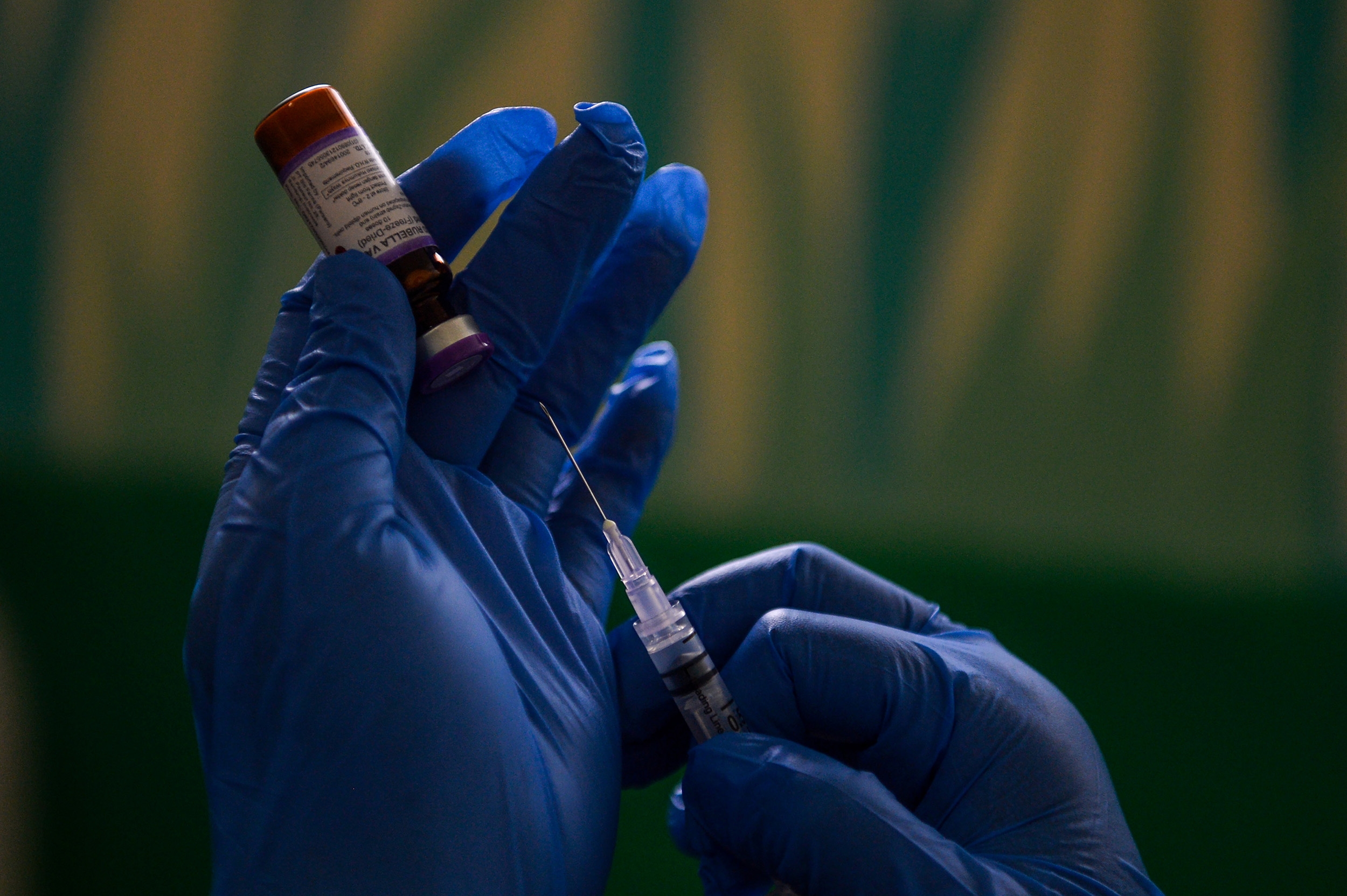 Ratusan Nakes Divaksin Campak, Kemenkes Targetkan Jangkau Ribuan Tenaga Kesehatan di 14 Provinsi