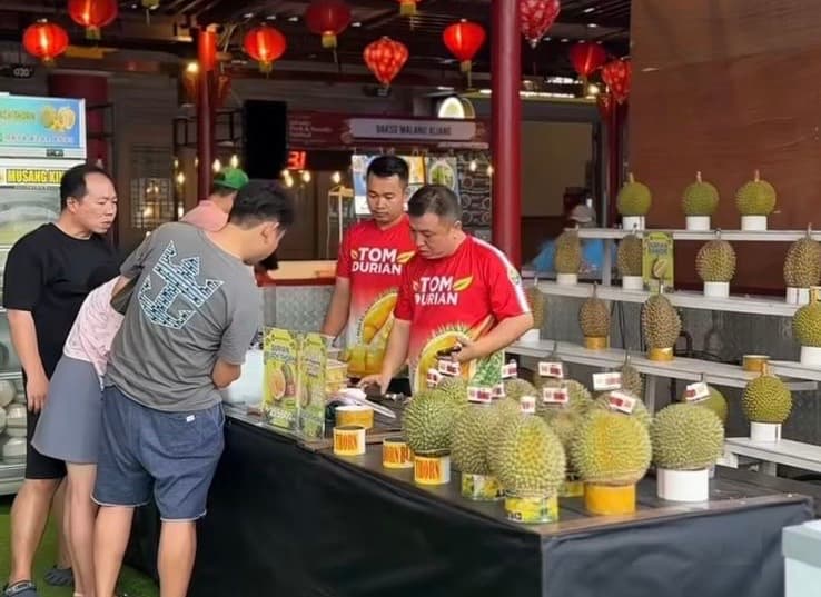 Sisa THR Masih Ada? Perpanjang Euforia Lebaran dengan Pesta Durian di PIK