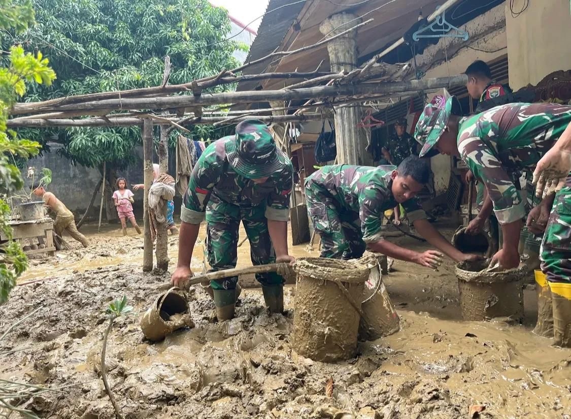 Pembersihan Lumpur dan Rehabilitasi Sawah Terus Diakselerasi Satgas PRR