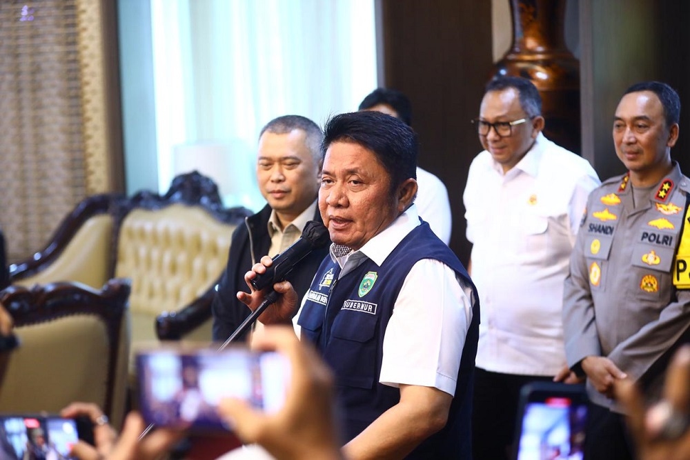 Dampingi Menhub RI Pimpin Rakor Angkutan Lebaran 2026, Herman Deru Targetkan Perbaikan Jalan Rampung H-10