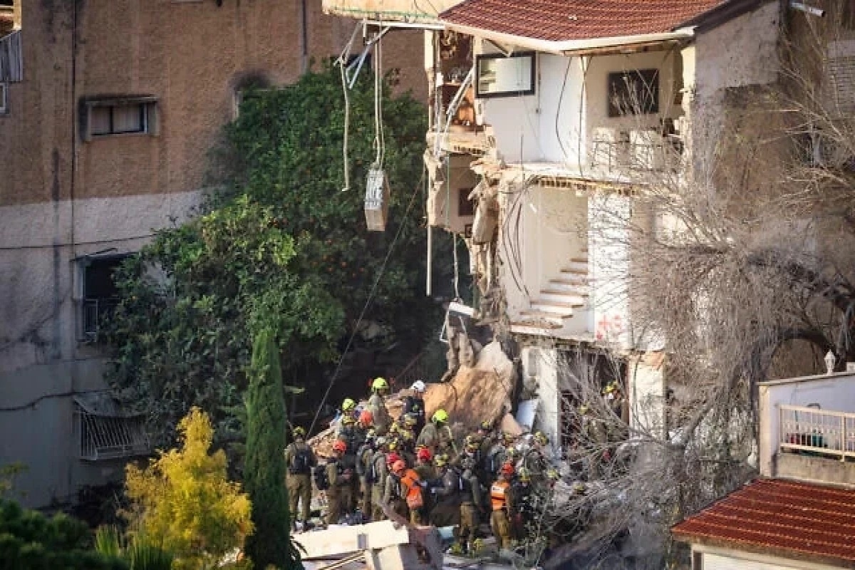 Dua Tewas Akibat Serangan Rudal Iran di Haifa, Operasi Pencarian Masih Berlangsung