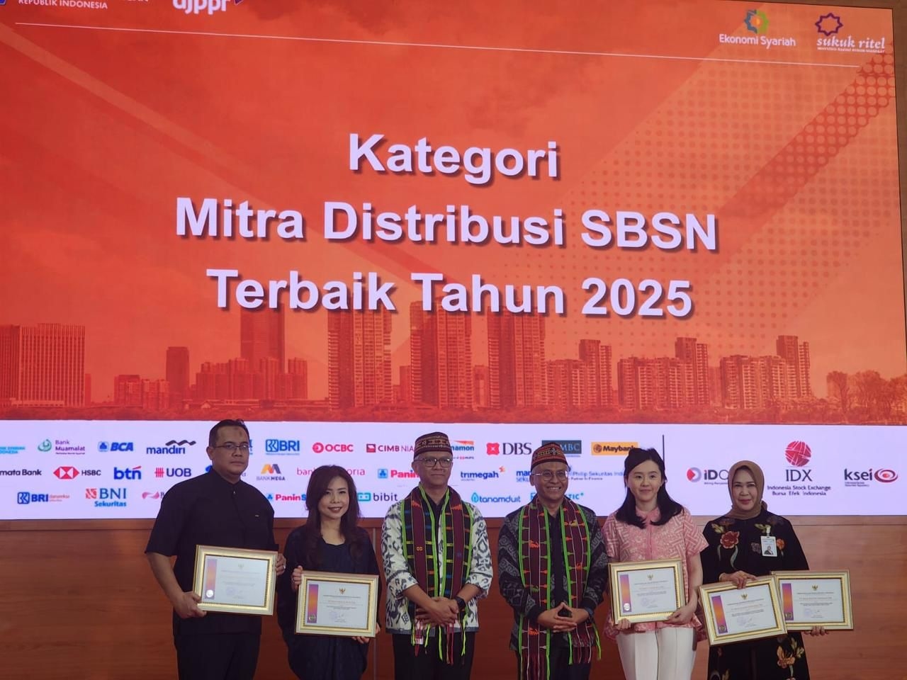 Bibit.id Raih Penghargaan Kemenkeu, Jadi Mitra Distribusi SBN Fintech Terbaik Empat Tahun Berturut-turut