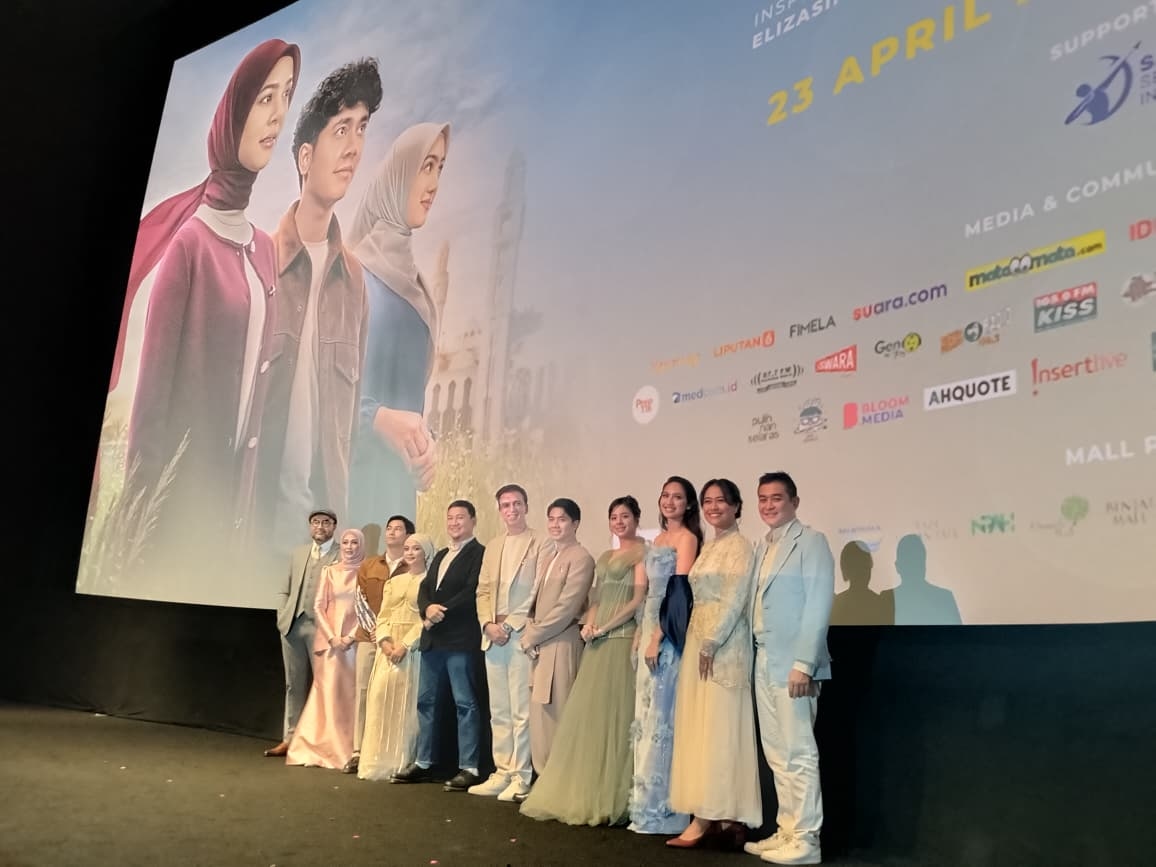 Transformasi Religi: Zee Asadel dan Emir Mahira Keluar Zona Nyaman dalam Film Kupilih Jalur Langit 