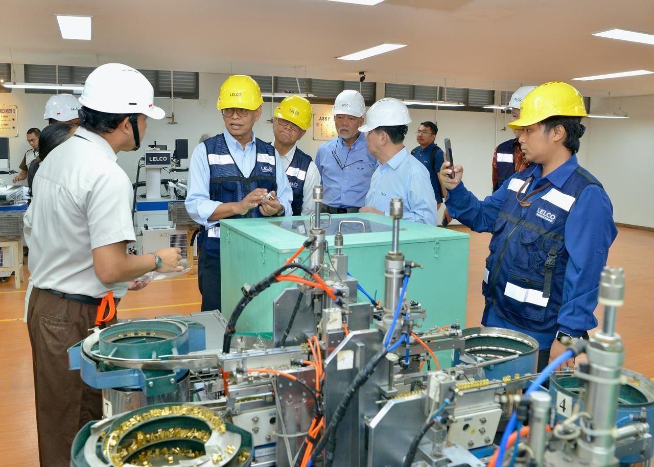 Kementerian ESDM Dorong Sinergi Industri untuk Elektrifikasi 100 Persen Indonesia pada 2029