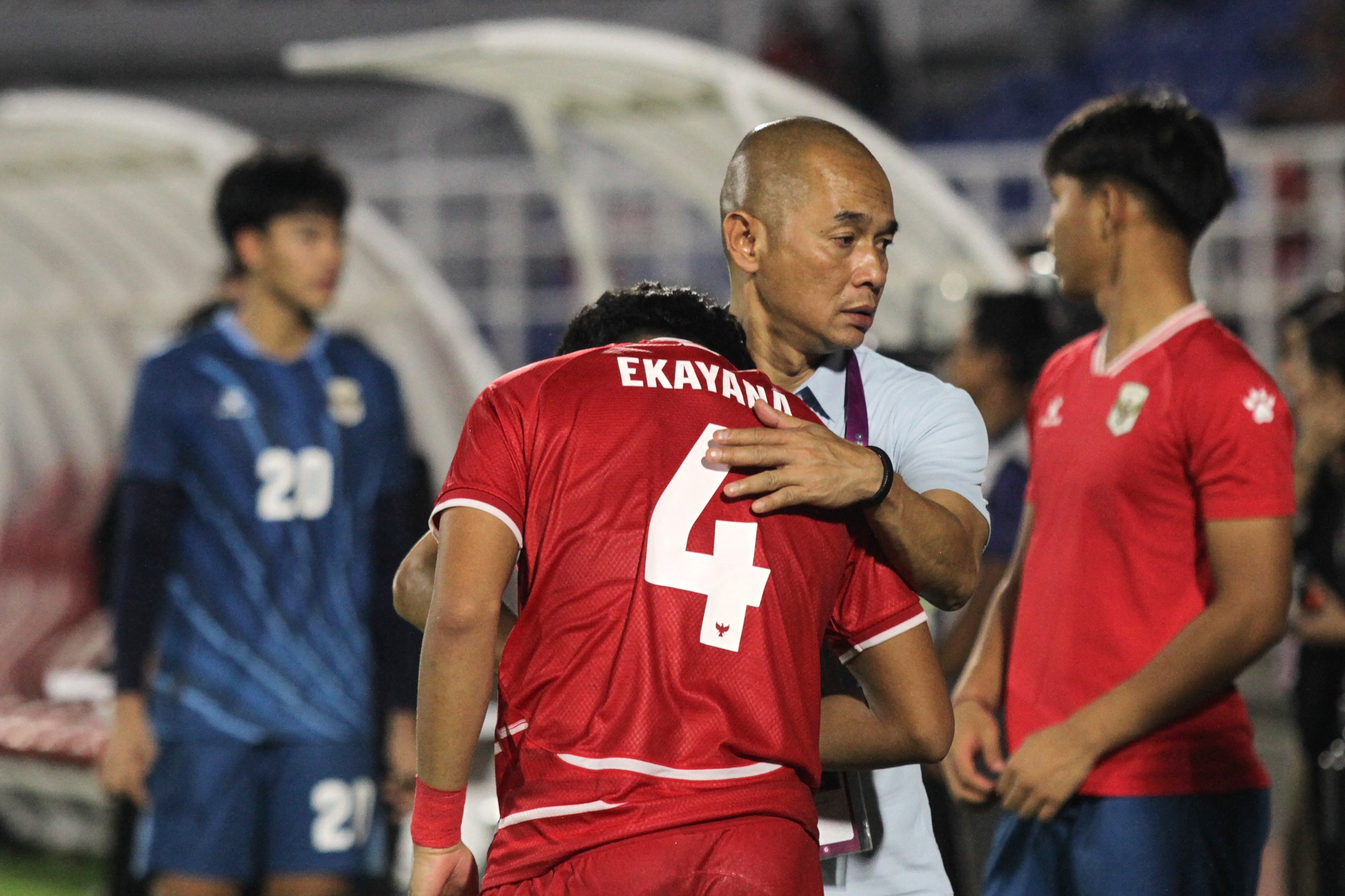 Piala AFF U-17: Indonesia Gagal ke Semifinal, Kurniawan Dwi Yulianto Minta Maaf