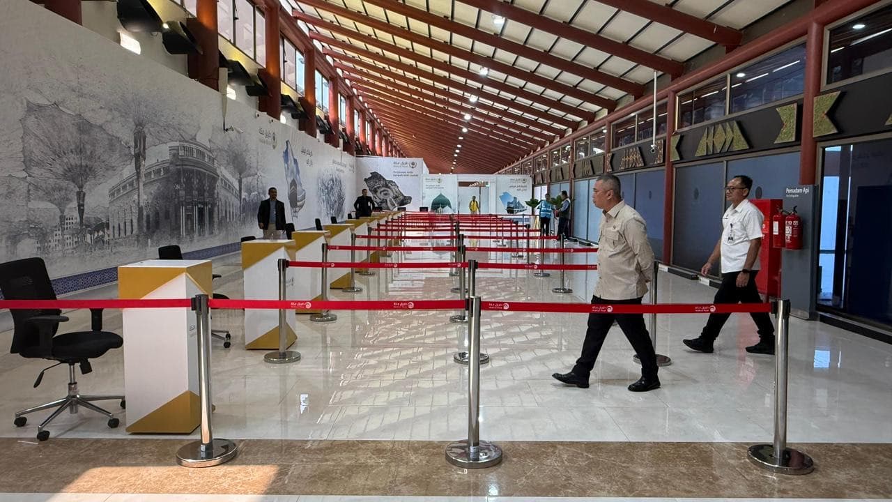 Menhub Dudy Cek Terminal 2F, 525 Kloter Haji Siap Terbang